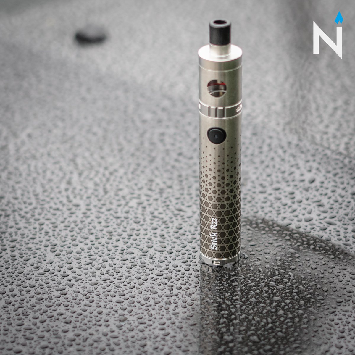 vapordna's tweet photo. The Smok Stick R22 Vape Kit, Boasting high-strength stainless steel and a unique design, these two devices are impressive with visual effects and hand feel!

Shop Today - https://t.co/C0JHQyTIJN

#VaporDNA #VapeShops #Smok #Smoktech #SmokStickR22 #StickR22 #VapeMods #SubohmVaping https://t.co/ug1UlG1Mrj
