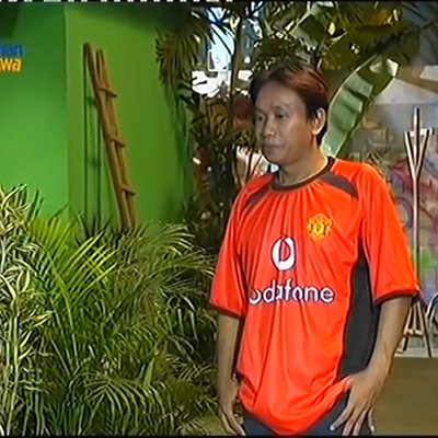 a professional time-waster.'s Photo