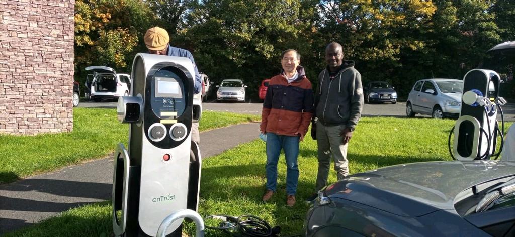 sipicgroup's tweet photo. The future is #ElectricVehicles @dapoojojohn with Prof. Xiongwei of Entrust Microgrid, UK https://t.co/G59Y2vMEBL
