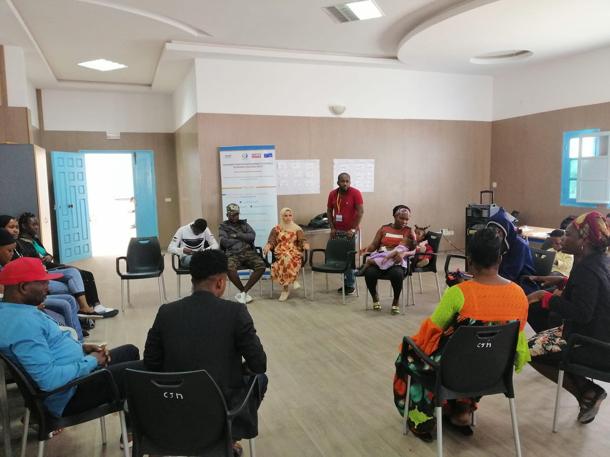 ALDAAFRICA01's tweet photo. Jour 2 du camp de cohésion sociale à #Médenine en collaboration avec la coalition des associations humanitaires 
#PISC2: Programme d'insertion socio-culturel des migrants en Tunisie. Projet de l' #ALDA soutenu par Terre d'Asile Tunisie - Maison du Droit et des Migrations. #Africa https://t.co/yFzGB4IrDj