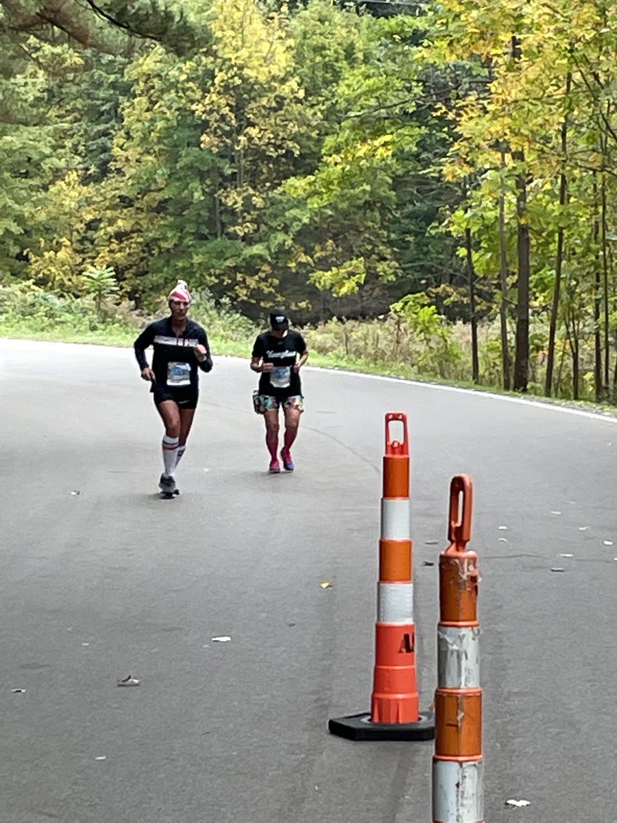 OfficerToth's tweet photo. What a GREAT Day to #runtheYO ⁦@YoMarathon⁩ ⁦@christinatoth8⁩ ⁦@Donnadanko1⁩ https://t.co/BfPTVWHbCb