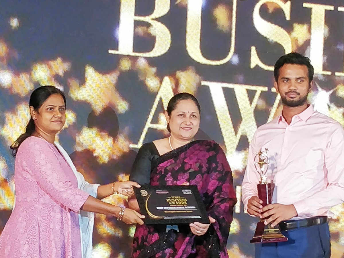 simikapany's tweet photo. Happy to receive Times Business Award for the Best International School in Andhra Pradesh on behalf of faculty, students, parents and management of Bloomingdale International School, Vijayawada.
@BloomingdaleInt https://t.co/DAkOpfdkCA
