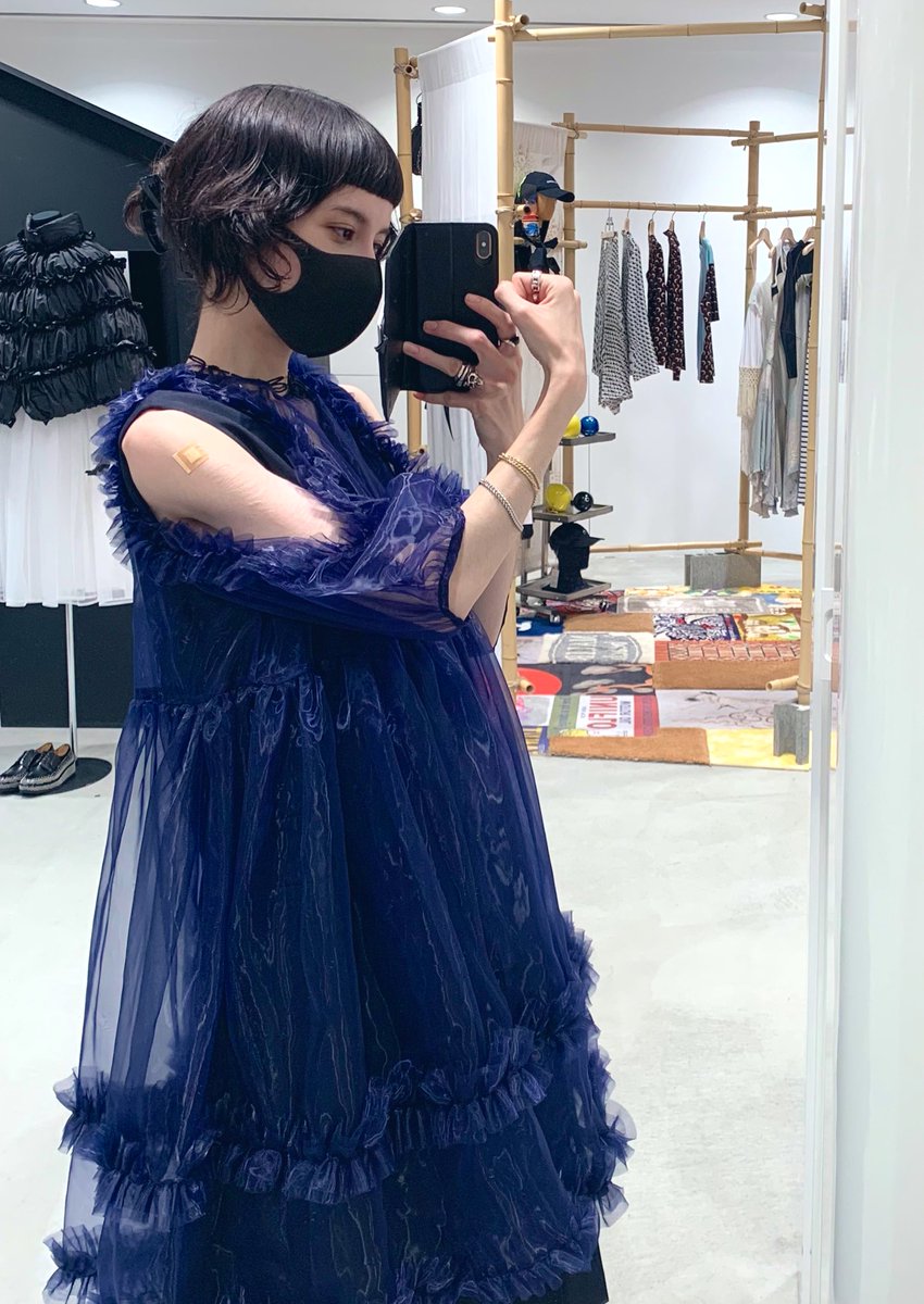 shonenjumping's tweet image. should I get her…