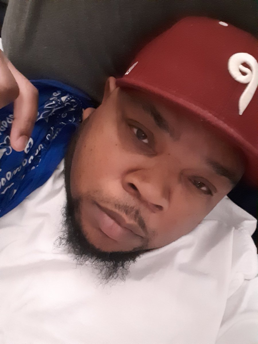 dagnes504's tweet photo. Coolin https://t.co/r0i4vfPyqF