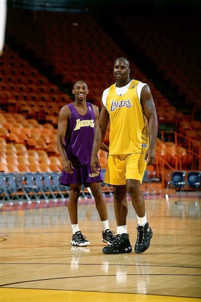 Hoopss's tweet photo. Kobe &amp; Shaq (1997) https://t.co/pYHDo5hPyL