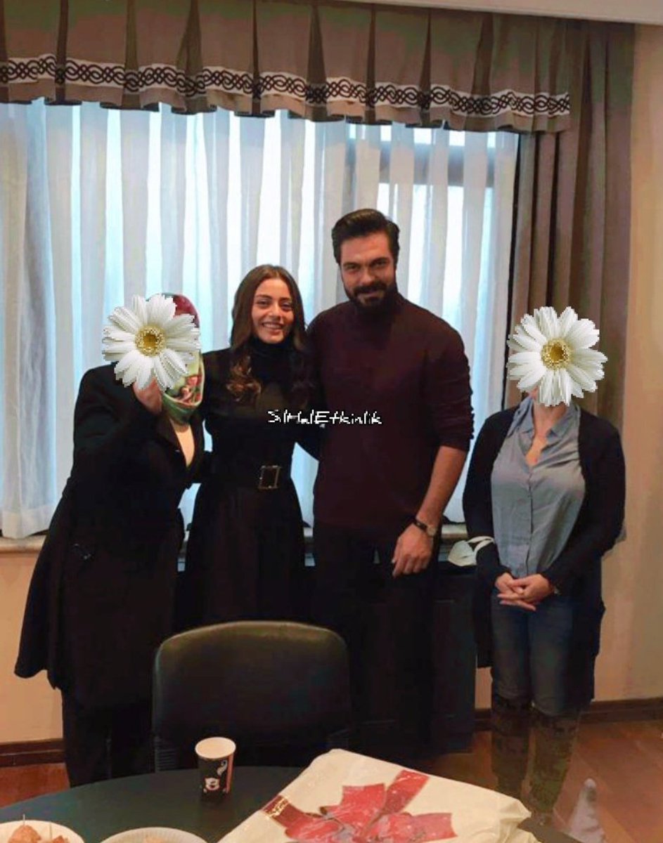 #Emanet dizisinin setine giden #SılHalEtkinlik hesabı adminlerinden güzel kareler gelmiş. Bana da paylaşmak düşer. #SehYam