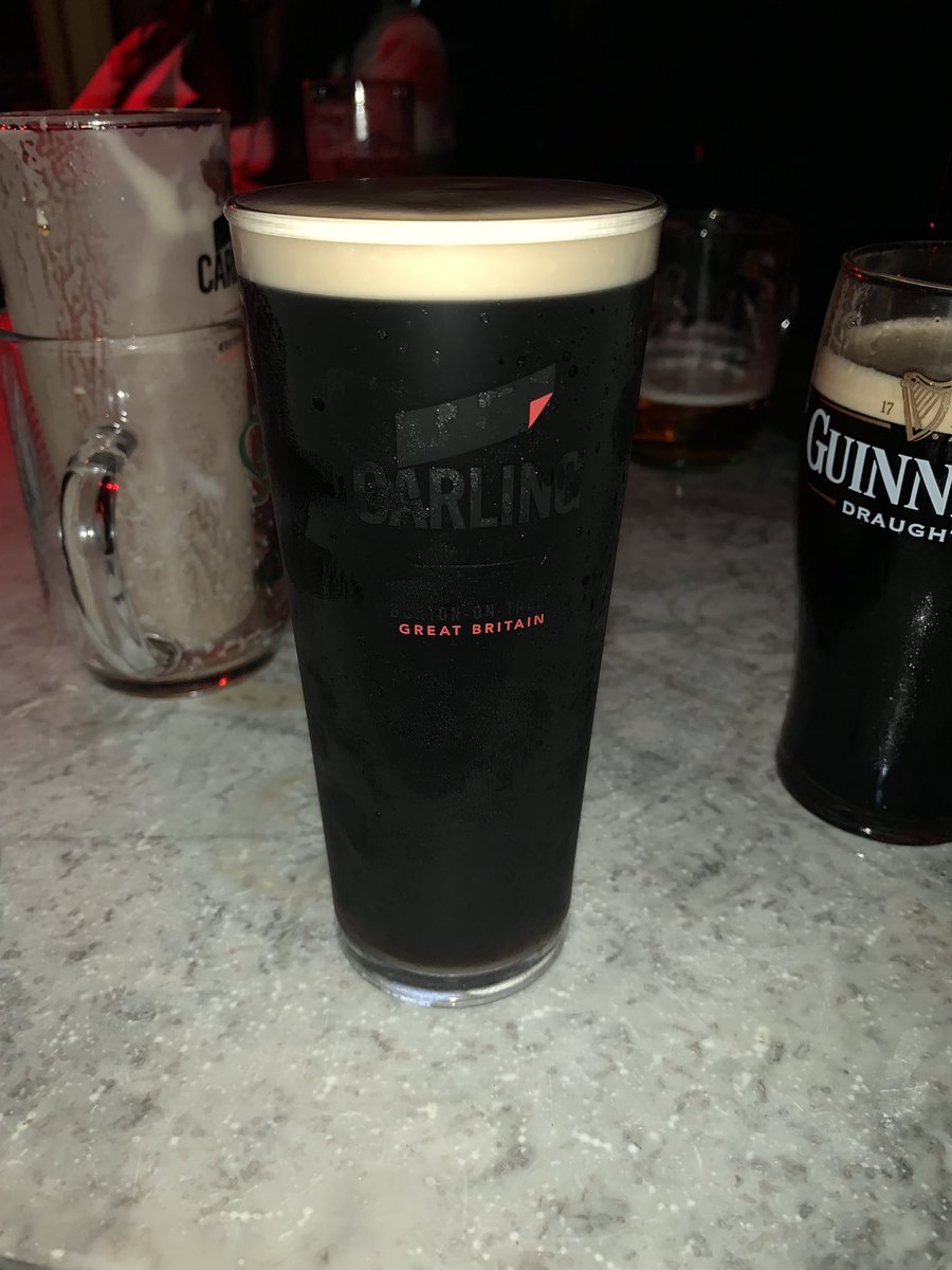 TomasWilliams97's tweet photo. @shitlondonguinn not happy, plastic Carling cup https://t.co/2gOuNAfR8C