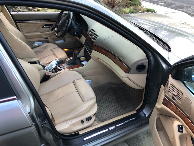 AlsAutoGlass408's tweet photo. Have a cracked windshield and don't know where to begin? Al's Auto Glass is a great start! https://t.co/GfsazN4MWA #CarWindowService #CampbellAutoGlassRepair #WindshieldStoneChipRepair #WindowRepairService https://t.co/Dq3OoDOwCn