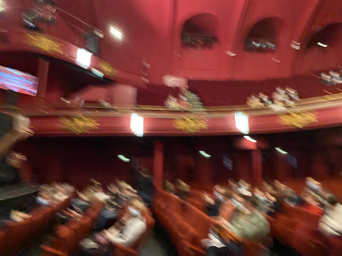 Marylenedott's tweet photo. C’est beau le Sébasto qui se remplie pr Vincent Dedienne innit @dgl_ninine @cc_ine @LudoFR @Postik ?
Bon UnSoir les amis ❤️
#VincentDedienne #unSoirDeGala #LilleBaby https://t.co/8o14ZG9Br9
