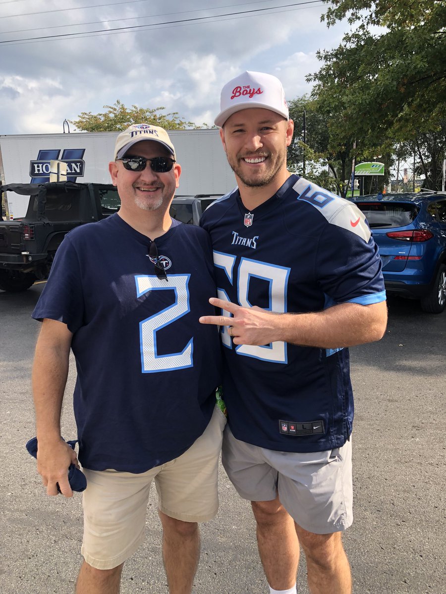 MuleTownVol's tweet photo. FOR THE BOYS! #family #Titans #Titanup⚔️@_willcompton @GhostxDominator @BussinWTB https://t.co/IS2XKAh2pG