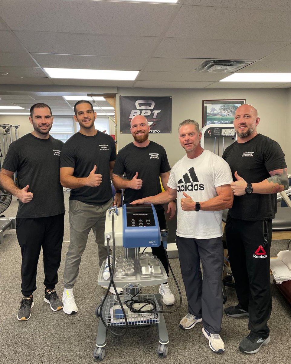 ELvationUSA's tweet photo. @bethpagept gives the PiezoWave2 5 thumbs up 👍🏻 https://t.co/2P5DT3Yah1