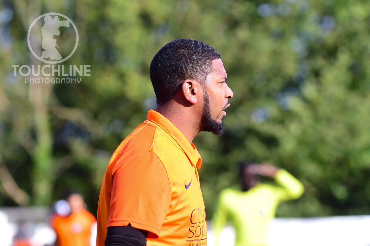 TouchlinePhotography tweet media