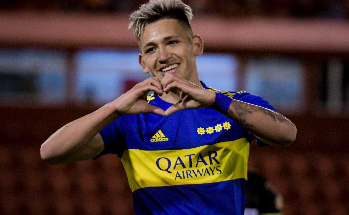 xeneizedprimera's tweet photo. 💪 #HoyJuegaBoca y #BocaVA
Seba no confirmo el equipo, sin embargo tras la practica en Casa Amarilla #Boca 🆚 #Velez será
Rossi
Weigandt Izquierdoz Rojo Fabra
#Montes Campuzano #Almendra Ramírez
#Vazquez #Pavon
#VamosBoca
❌ OFF a los anti-boca
😌 ON a los bosteros partidarios https://t.co/PrflGpkFFb