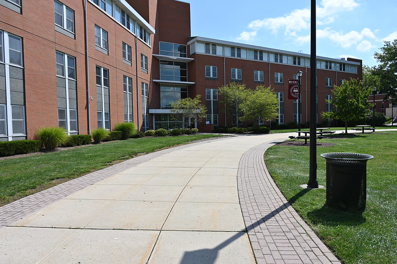 fduscbgrad's tweet photo. At FDU we are committed to fostering a diverse and collaborative environment where you will work alongside other seasoned professionals, and gain access to a vast network of FDU alumni. https://t.co/G3JXPbXBi0