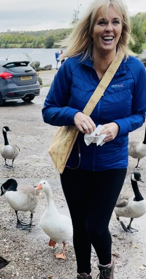 Lynne Knox tweet media