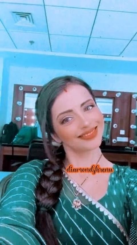 majesticshrenu's tweet photo. My honey ❤️ #shrenuparikh #zainimam #kunaljaisingh #avinashsachdev #akshaymhatre #varda #ashlok #rikara #shrezain #shreakshay #shravi #shrenal #gharekmandir #dilboleoberoi #ekbhramsarvagunsampanna #starplus #gendaagarwal #aasthagnihotri #poojamittal @shrenuparikh11 https://t.co/GefBbka72B