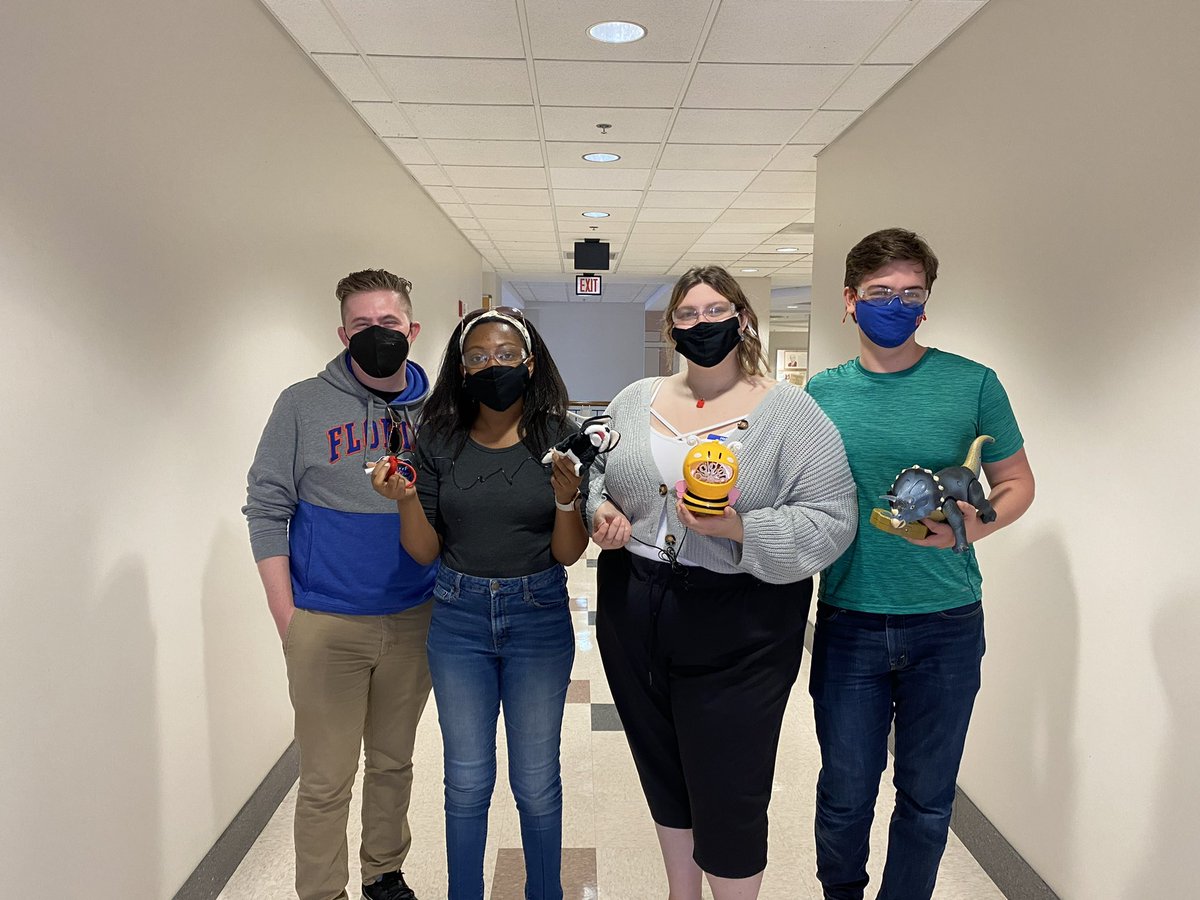 So proud of these Roaring Riptide: FRC Team 4118 robotics team Alumni, continuing their work in assistive technology into their college years! Thanks to GRiP for hosting this toy adapt-a-thon at UF! #FIRSTwithAT #roaringriptide #FIRSTAlumni
