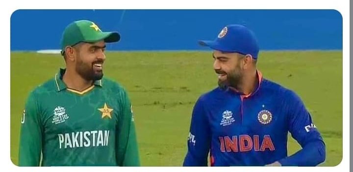 RashidWrites's tweet photo. Cricket k Ronaldo aur Messi 🔥🔥
#PAKvIND #Pakistan #PakvsIndia #BabarAzam #ViratvsBabar #ViratKohli https://t.co/O3BDbmkfnO