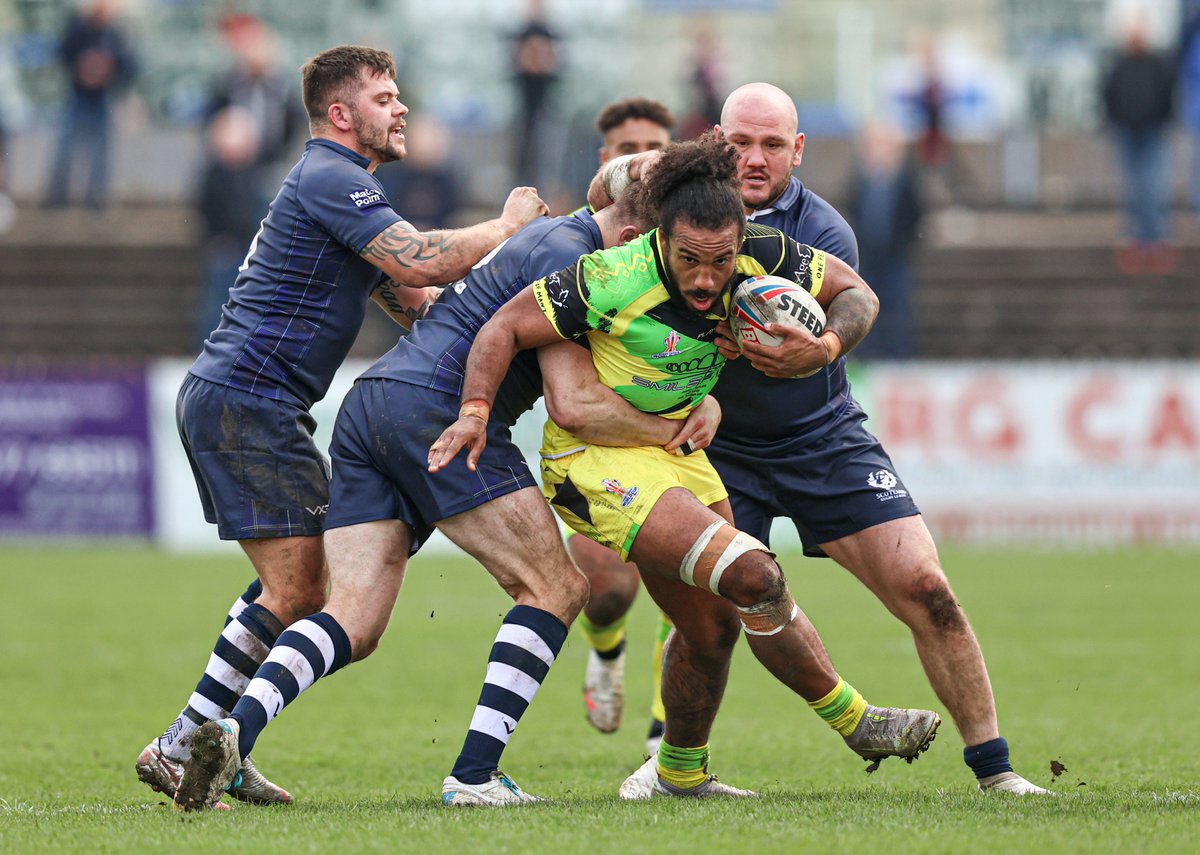 rugbyleaguewcup's tweet photo. WHAT. A. FIGHT. BACK! 🙌

@JAMRugbyLeague turn it around in the second half against @scotlandrl 👀💥 

It ends 🇯🇲 30-30 🏴󠁧󠁢󠁳󠁣󠁴󠁿 in Featherstone | @FevRoversRLFC 🏉

#RLWC2021 https://t.co/05OQ5gsb3w