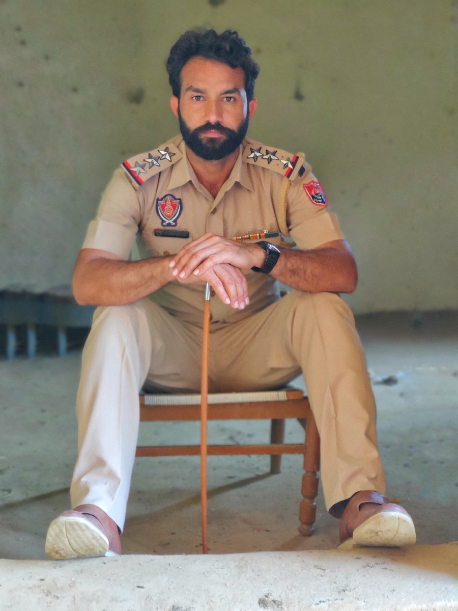 SukhpalBajwa6's tweet photo. #latest #shooting #shootlife #newlook #differentlook #punjabpolice #character #inspecter #lifestyle #swag #model #instamodels #punjabimodels #actor #punjabiactor #theatreartist #sukhpalbajwa #sukhpalbajwaofficial
Insta_@sukhpalbajwaofficial https://t.co/Wc0BgYCEG8