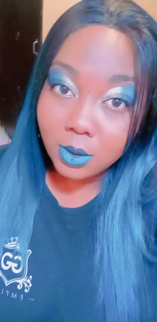 SakredJ's tweet photo. HEY YALL 😘 https://t.co/hUYvzVQ3eO