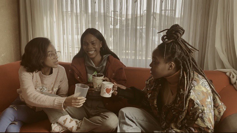 Isphuzo_'s tweet photo. WHAT IT DO DRINKERS! 🥂Welcome to Chapter 2, page 3. On this page we discuss “Growth” with Nelisiwe 
Please don’t forget to share, comment, like and subscribe (link on bio) ‼️

https://t.co/8d6QNLVVqx brought to you by &amp; in partnership with @VaderProd https://t.co/EmVxmOXopi
