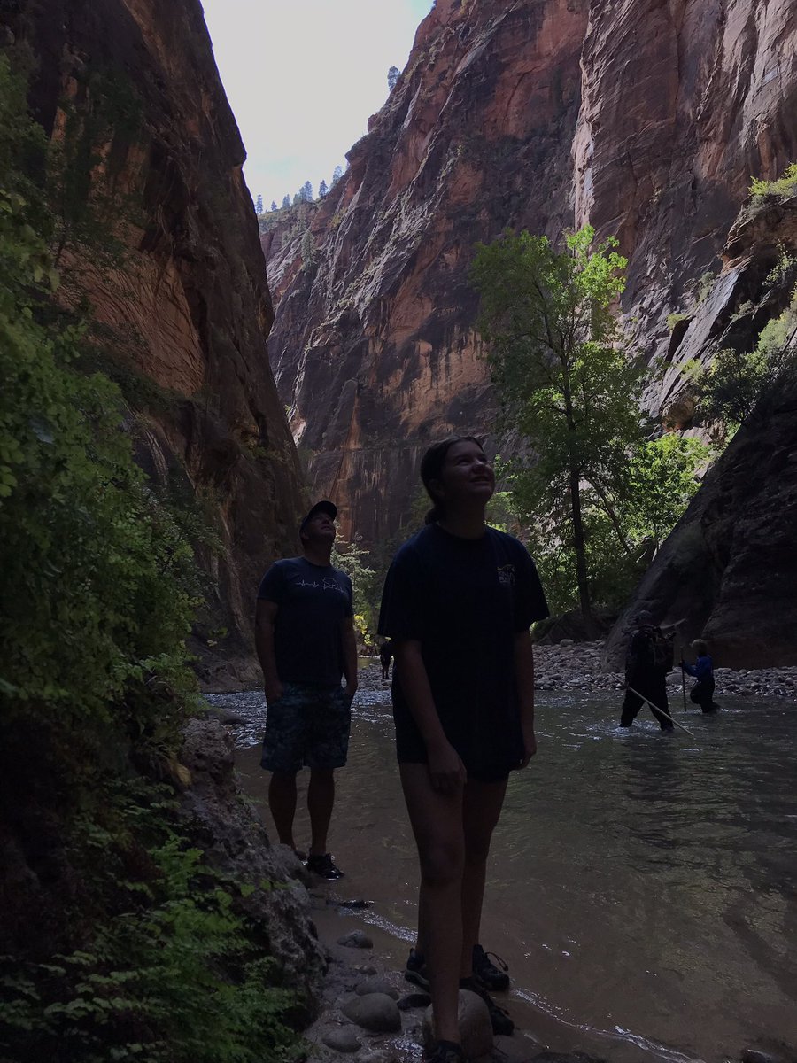 ProSteveKennedy's tweet photo. Since we didn’t get #wavehike permits, arrived midday @zionnps had time to hike a little way up #thenarrowszionnationalpark water temp 50° 🥶 @bass_nation @basscatboats @lowrancefishing @Power_Pole @lithiumpros #feeltherush @goxoutside @find_your_park https://t.co/86RjbmDxZc