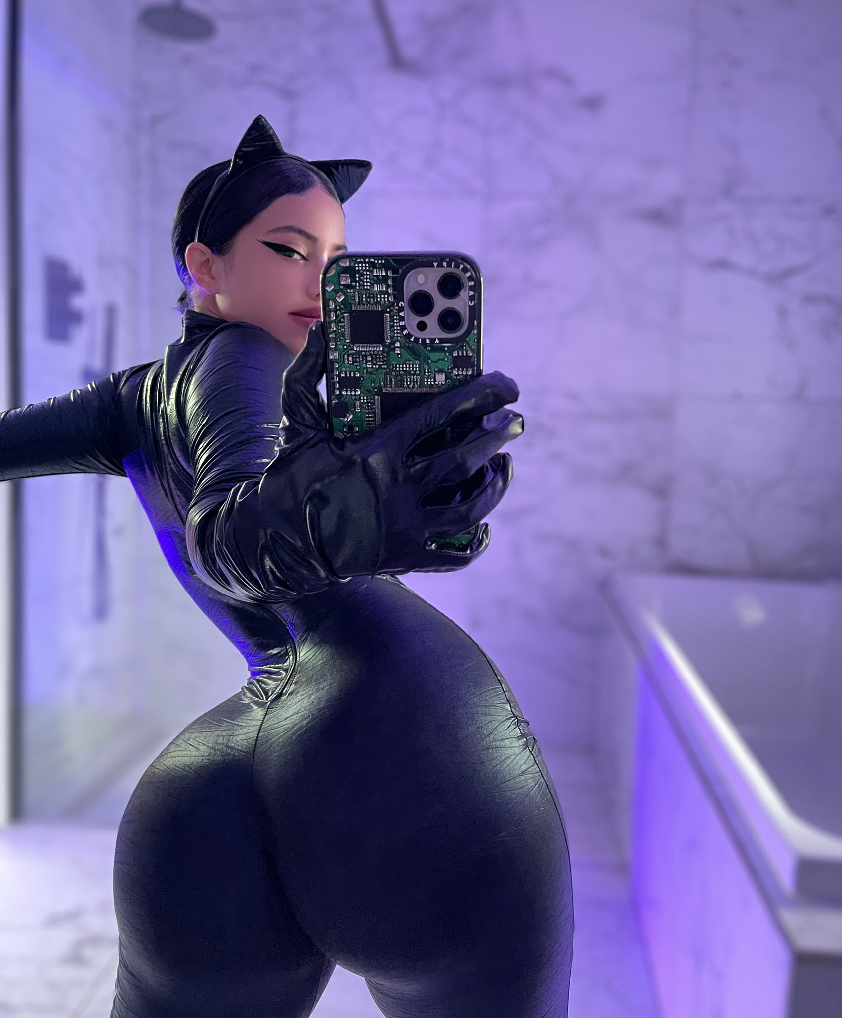 Gina Savage on Twitter: "catwomen who? https://t.co/zouZbLi9Hx" / Twitter