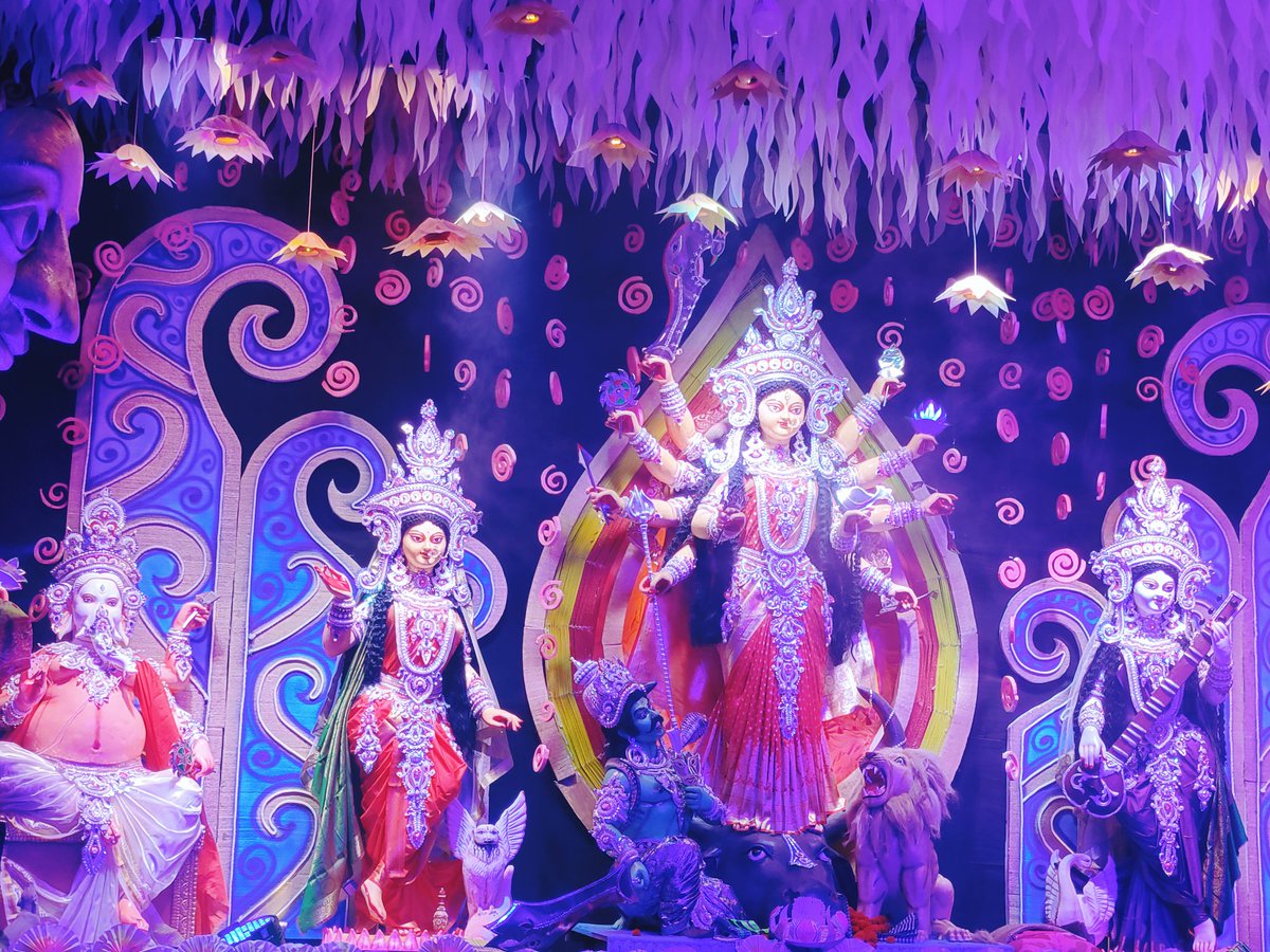 MrithikaC's tweet photo. #SaveBangladeshiHindus 
Joy ma durga https://t.co/tgd67pm26q