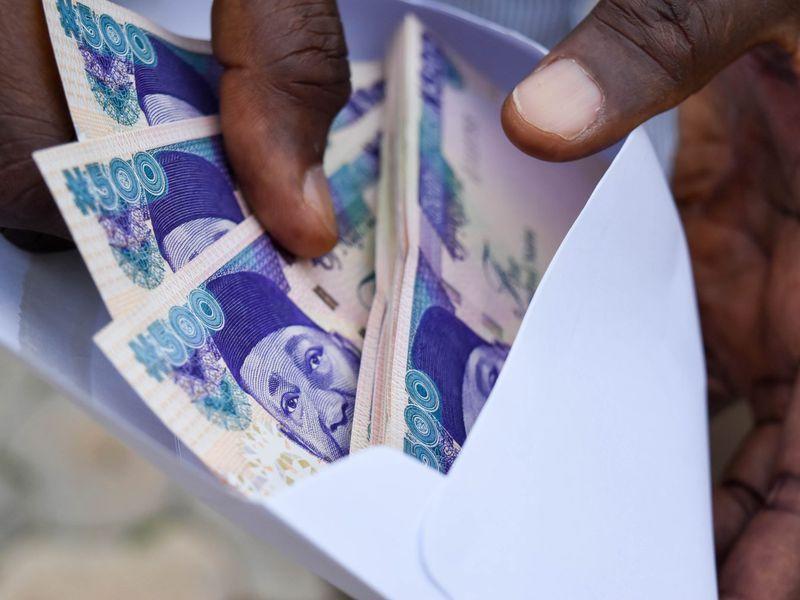 bitcoinagile's tweet image. Nigeria to Launch Its ENaira Digital Currency on Monday: Report #Nigeria #DigitalCurrency #ENDC finance.yahoo.com/news/nigeria-l…