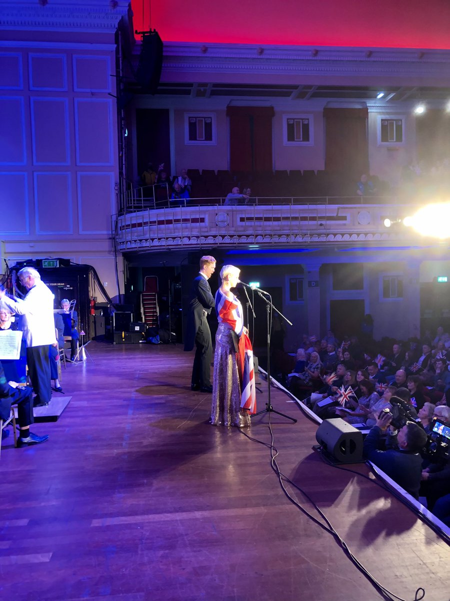 rayspencermbe's tweet photo. Honoured to host @daftasabrushcc last night of the proms @cityhallnew @bibi_heal @AndriBjRoberts @bede_wind &amp; choir Bradley Creswick Martyn Parks @NewcastleDanceC Celebrating 50000 people supported through cancer treatment by this remarkable charity. PS I got a solo😀 https://t.co/sCvh4vTLjh