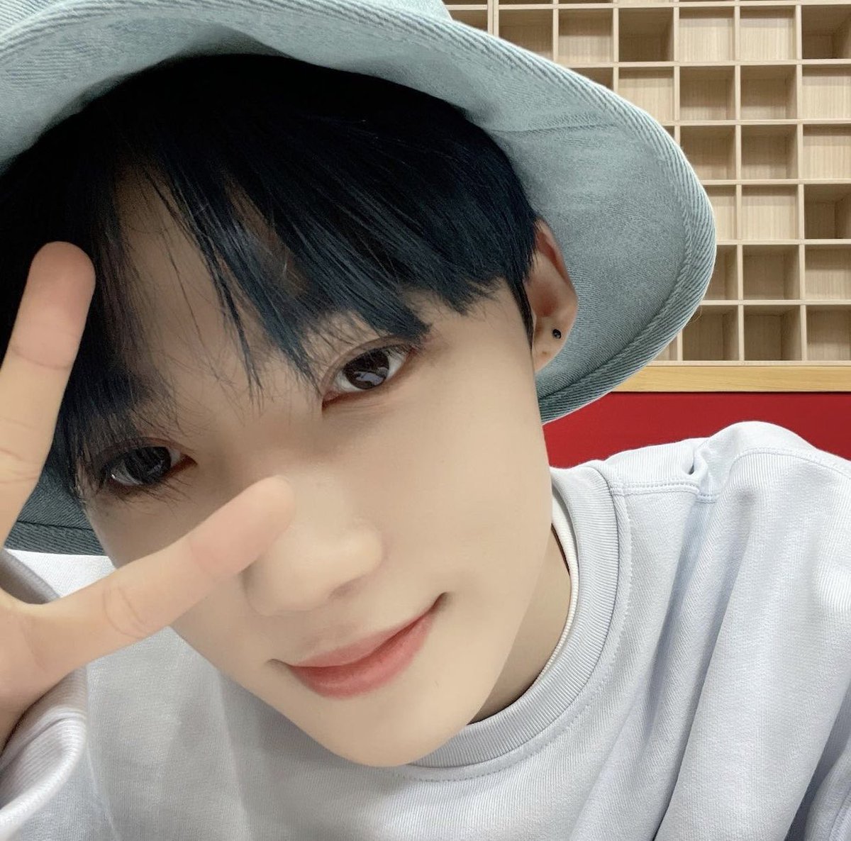 THE BOYZ キュー　KCON5 サイン入MD THE BOYZ キュー KCON5 サイン入MD THE BOYZ キュー KCON5