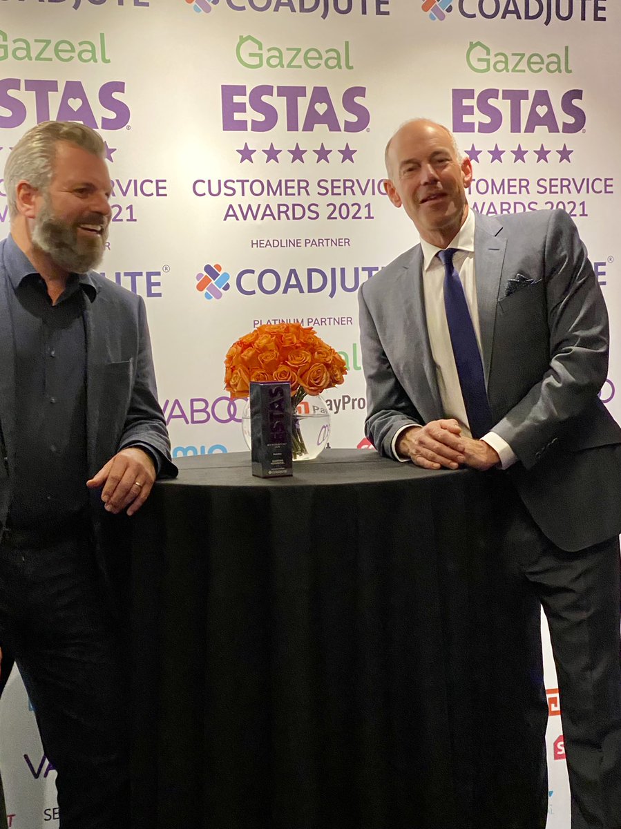 QuartersWoki's tweet photo. We’re still getting over this - winning the award for best sales agent in #Berkshire at the Estas ceremony - wow! These awards are 100% based on client &amp; customer feedback and we are SO grateful. Thank you - you’re all wonderful 🤩@THE_ESTAS @PhilSpencerTV #wevebeentotheestas https://t.co/wOd34u0Eo7