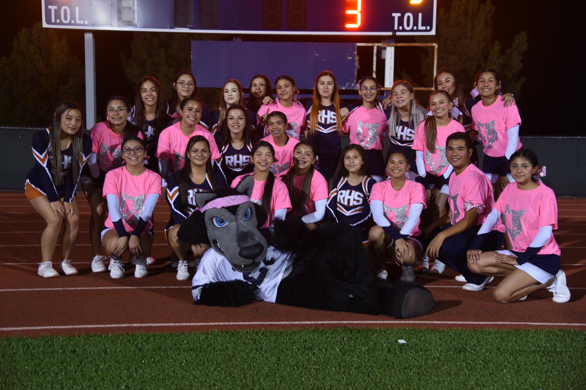 mtviewcheer's tweet photo. Pictures from last Friday’s game against Riverside! Got to cheer our boys on at our own home. Also pinked out the pack in honor for breast cancer fighters or survivors!
#pinkout #pinkoutthepack https://t.co/I6ftUNR6cl