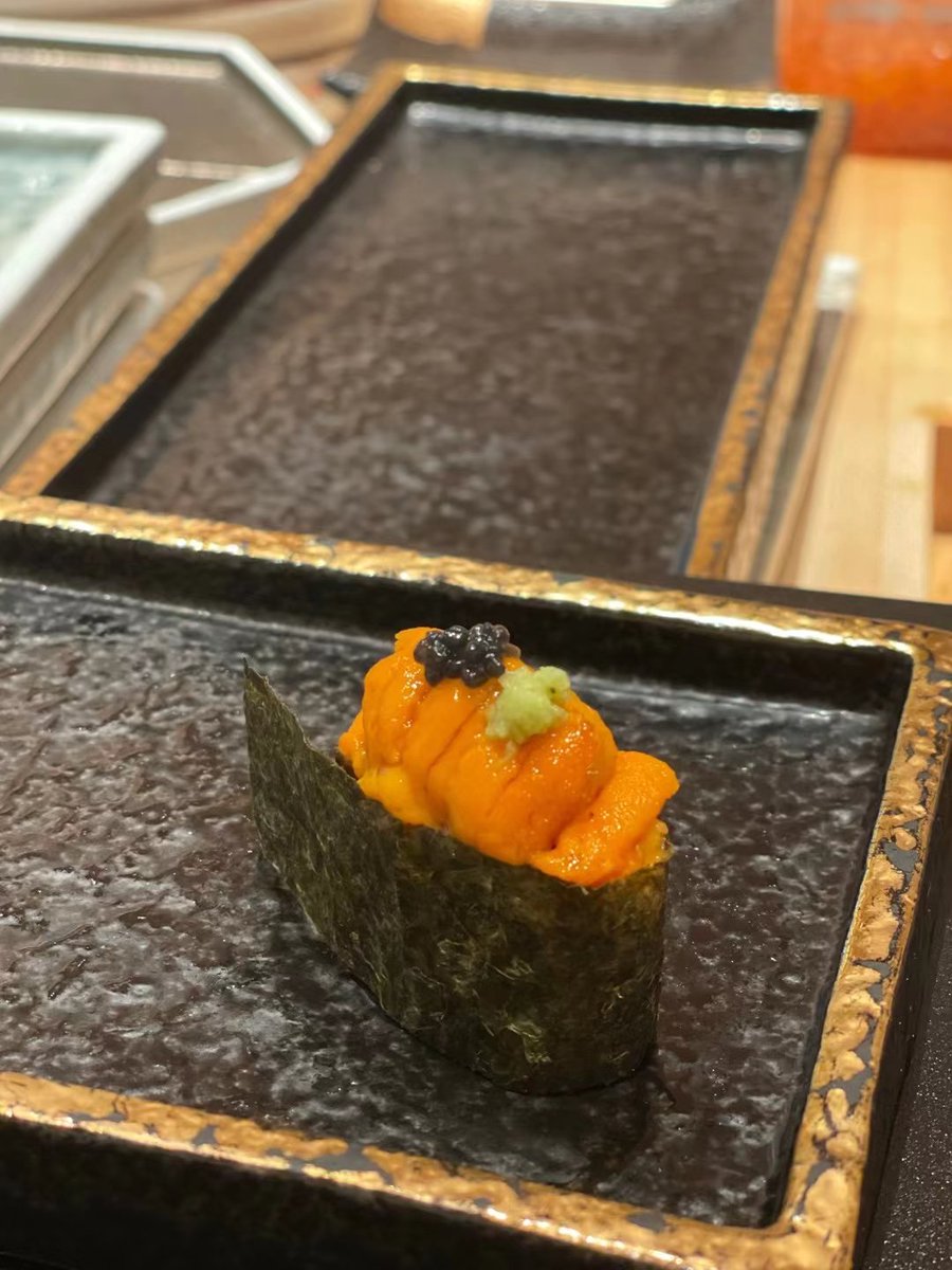DierdreHackson's tweet photo. 都系输左俾食欲🍣🍨 https://t.co/YjuF4pYiXP