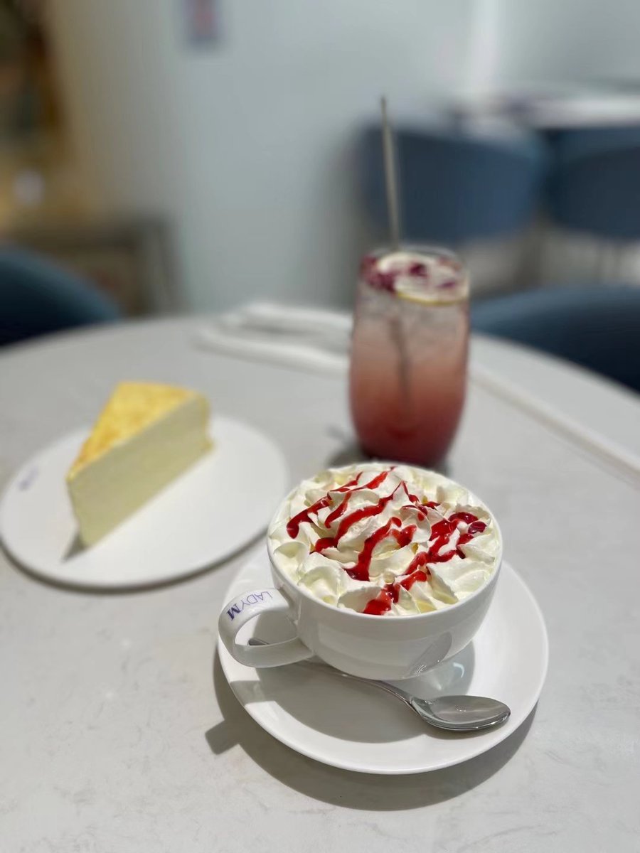 DierdreHackson's tweet photo. 都系输左俾食欲🍣🍨 https://t.co/YjuF4pYiXP