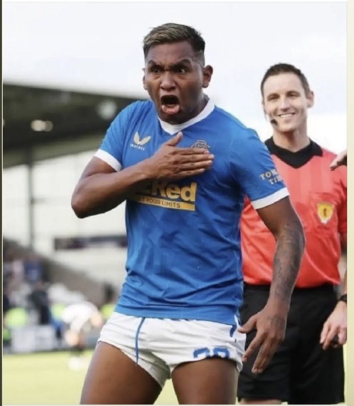 paullarkin74's tweet photo. Brother McLean enjoying himself today. https://t.co/8DmE6PpOo1