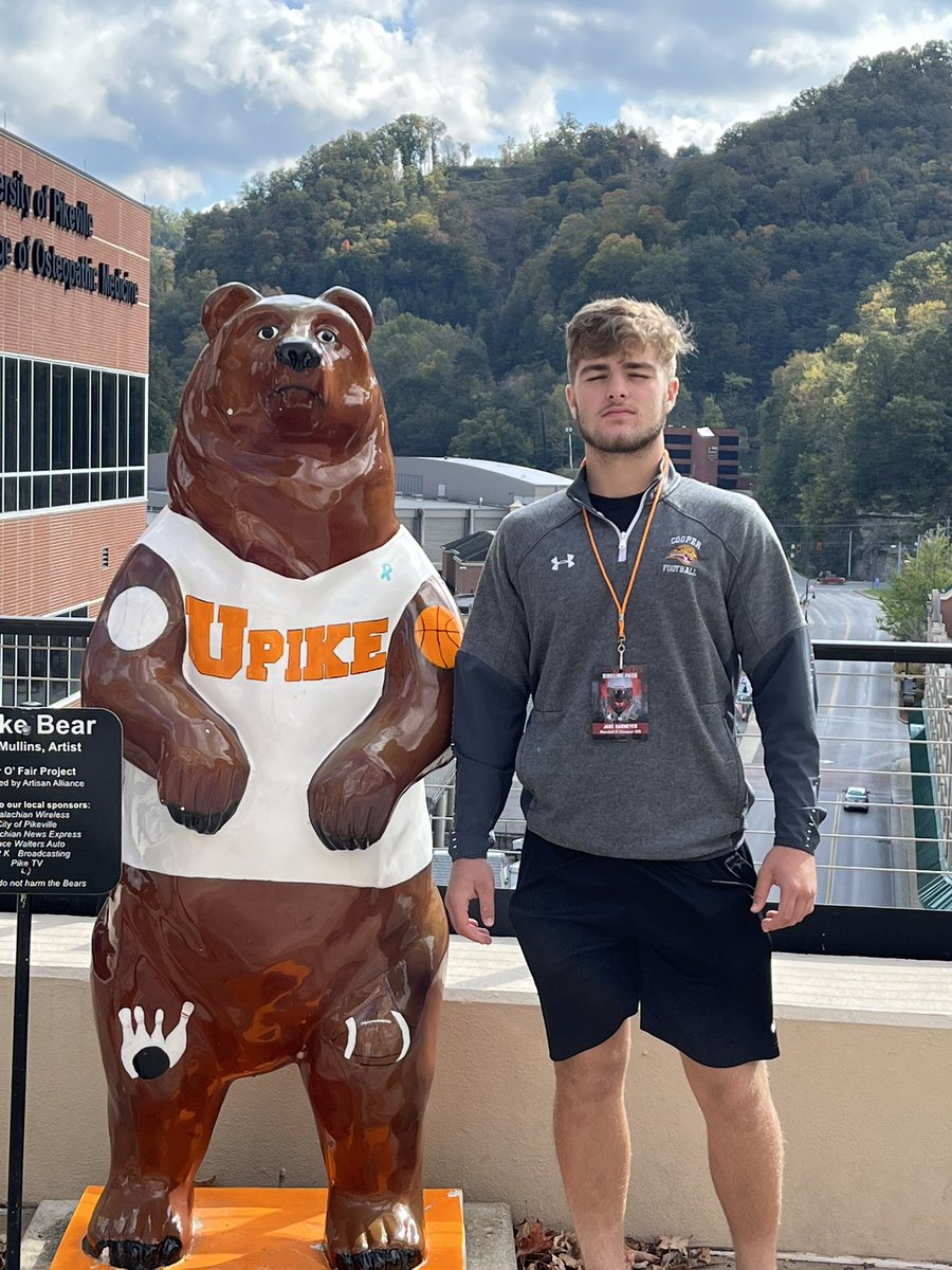 JakeHarmeyer's tweet photo. Thank you @CoachFipps @CoachMikeHarris @UPIKEFOOTBALL for the invite.  Everything about the program was exciting to see.  Hope to come down again https://t.co/Fn215QpqAK
