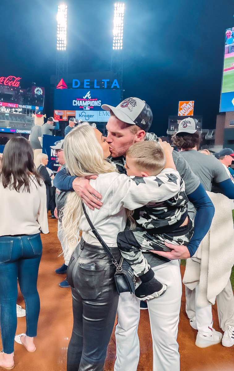 chelseafree5's tweet photo. You’ve worked your whole life for this moment. No one deserves this more than you. Let’s go to the World Series Baby!!! @FreddieFreeman5 https://t.co/1jzFRYQ8vI