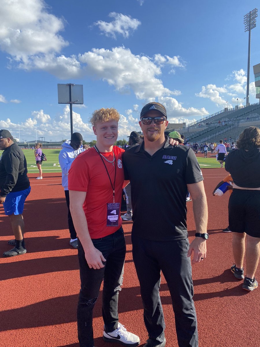 Had a great visit @SAGU_Football and watching them beat Lyon College. Thank you to the coaching staff for having me!! #GRIT #UNCOMMN <a href="/coachrsmith12/">Coach Ryan Smith</a> <a href="/CoachKeith__/">Cameron Keith</a>  <a href="/coach_hudgins/">Jared Hudgins</a>
