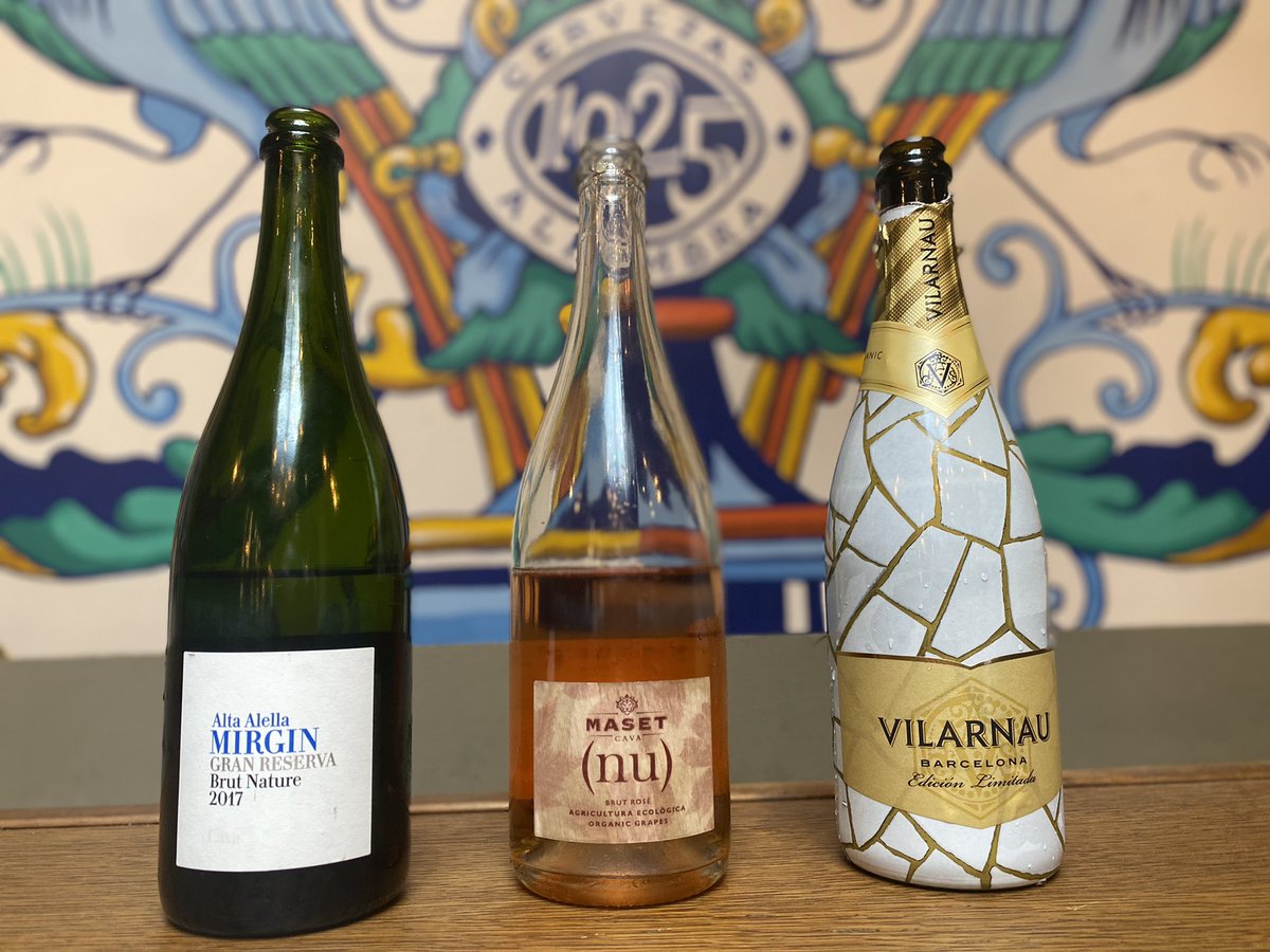 TVsAndyClarke's tweet photo. Celebrating the end of Cava Discovery Week with a Spanish Sunday roast at @bar44bristol. Sensational croquetas paired with delicious Cava. And, oh my!.. Have you tried their chorizo Yorkshire pudding?!!!  #cavaweek #cava #bar44 #tapas #sundayroast #ad https://t.co/v64owx0gmw