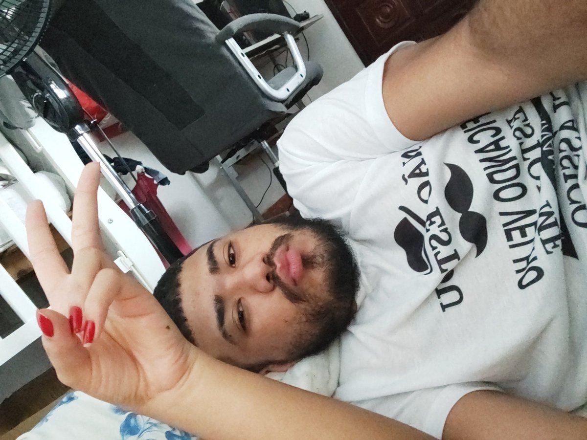 sondwel's tweet photo. #ipuke https://t.co/PzrU3GaMKY