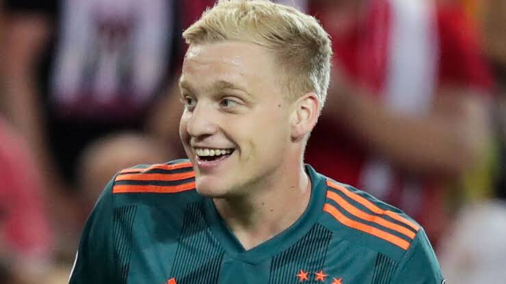 helmyws's tweet photo. Van de beek saat ini https://t.co/oG4bmtxjrx