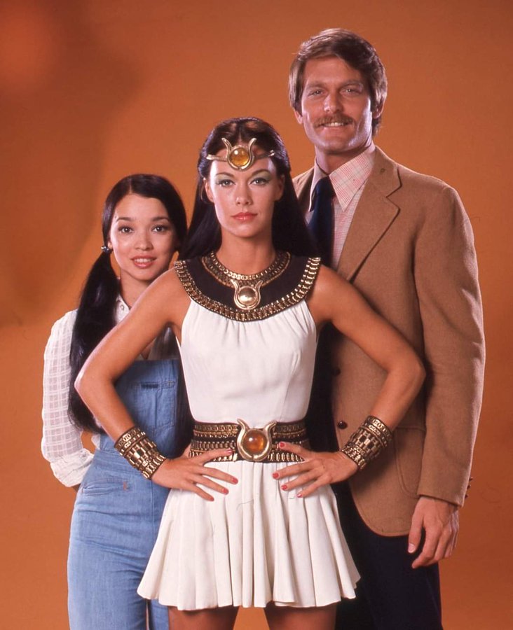 JoAnna Cameron dead: The Secrets of Isis actress dead at 73 | EW.com