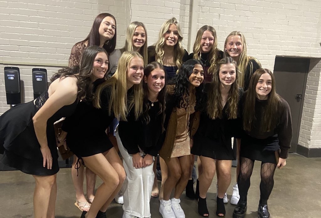 MTA04ECNL tweet media