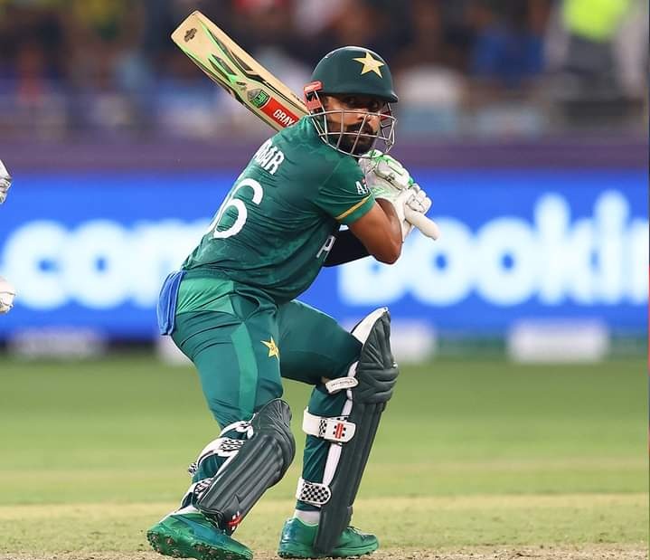 ZurainMughal's tweet photo. one man Army.king Babar👑🔥 https://t.co/iDCWtsk7zn