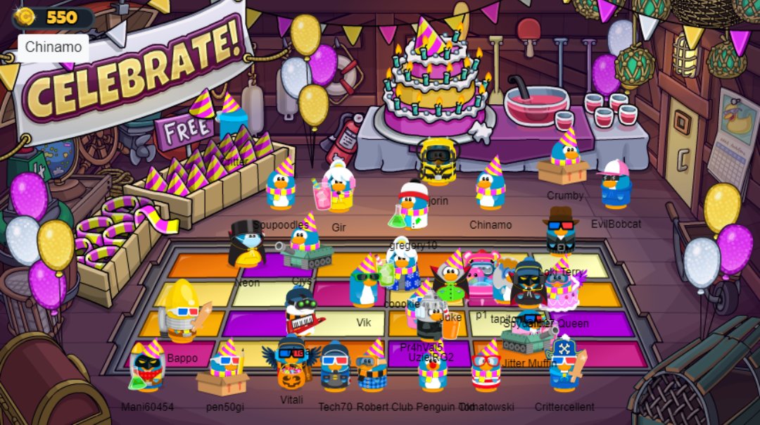 ChinamoCP's tweet photo. ¡Conexión anual para desearle feliz decimosexto aniversario a #ClubPenguin! Este año, desde #BoxCritters.

#ClubPenguin16 https://t.co/ajbnGdYPQa