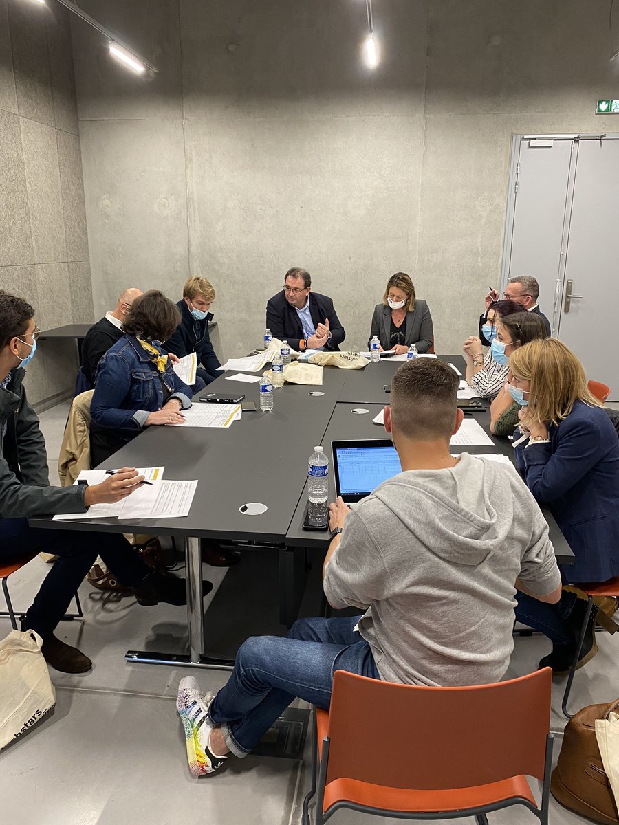 Les membres du jury délibèrent… 🗣#swsaintlo