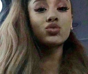 gh0stiiiin's tweet photo. she's so cute i'm gonna cry https://t.co/UyBQFu9s7X
