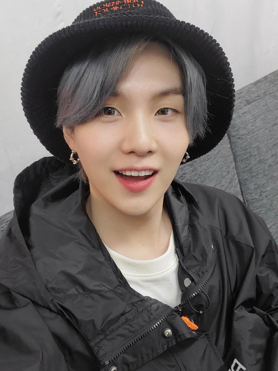 haruharu_w_bts's tweet photo. 211024 / 10:09PM KST
🐱
sleeeeeep well https://t.co/RuRs0orJvH